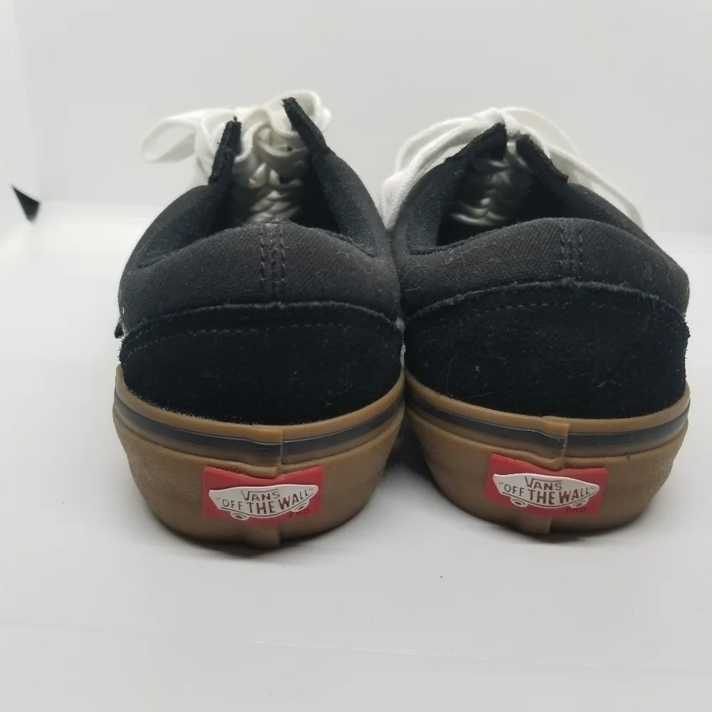 Vans Old Skool Pro skate sneakers black and white M 6.5 W 8